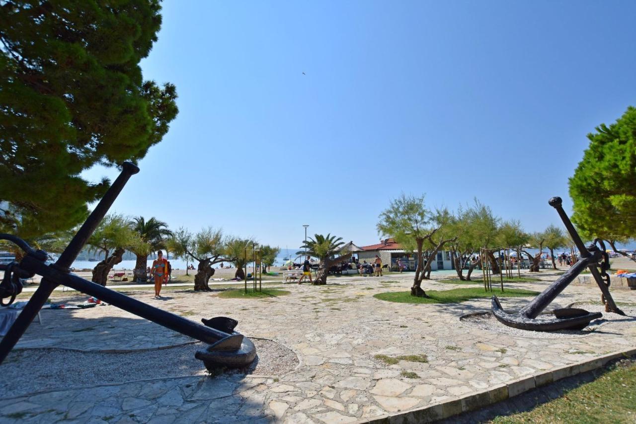Apartment Ivanka Omis Exterior photo